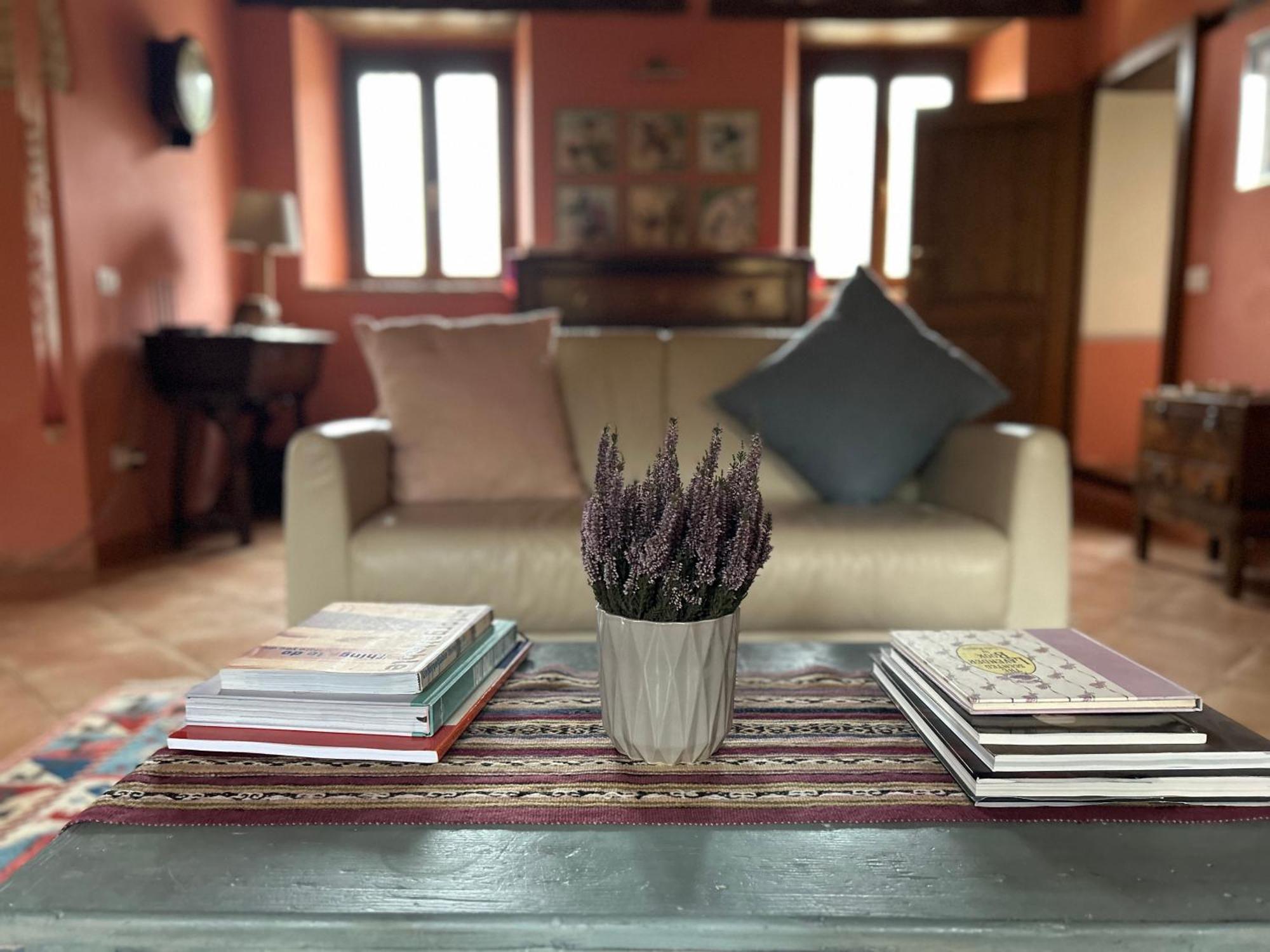 Casa Delle Sorgenti Apartment Montefiore dell'Aso Luaran gambar