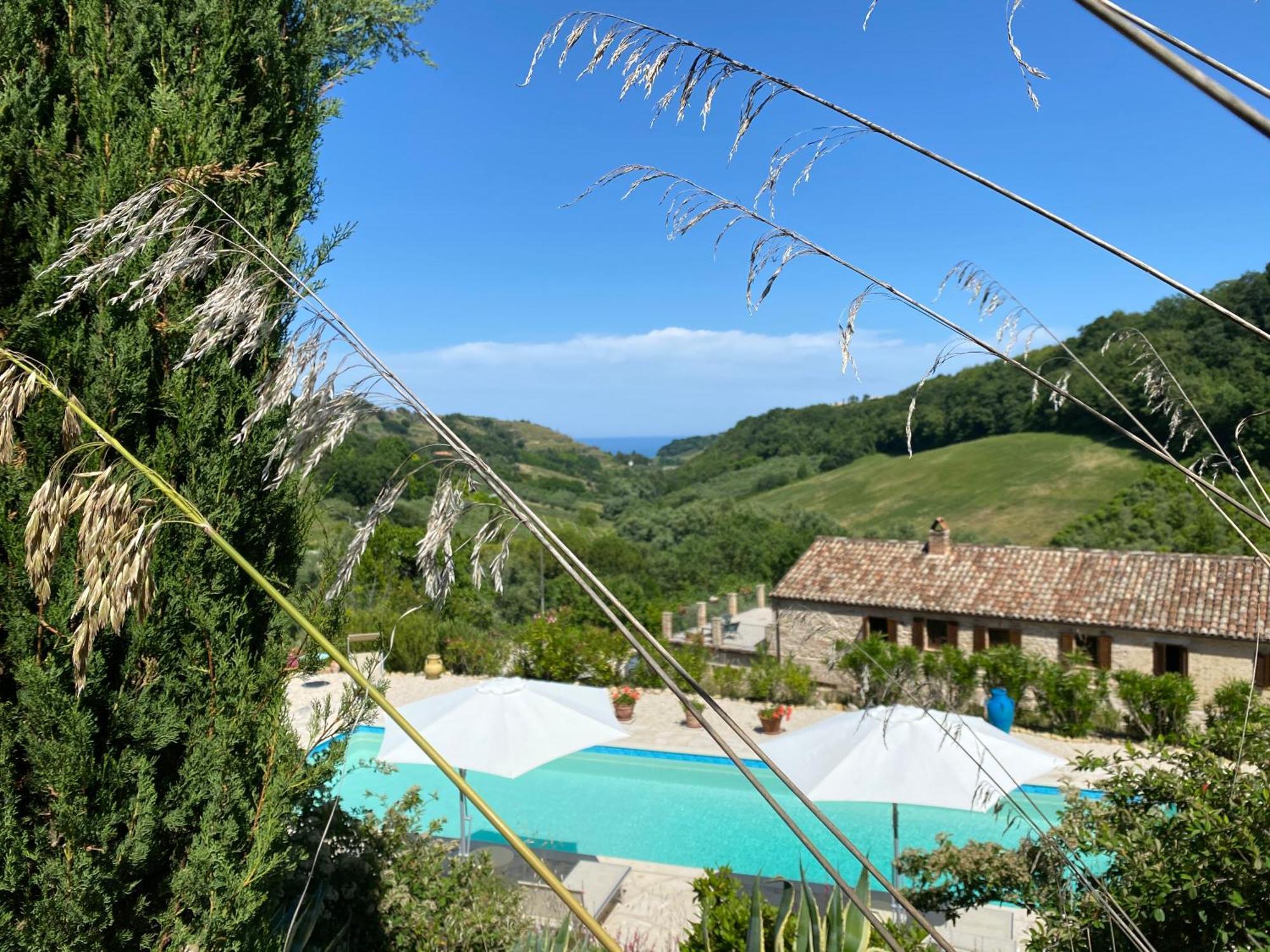 Casa Delle Sorgenti Apartment Montefiore dell'Aso Luaran gambar